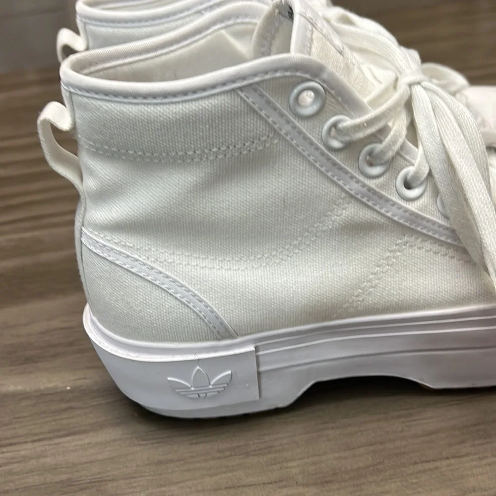 ADIDAS NEZZA TREK PLATFORM SHOES WOMENS WHITE SIZE 6.5